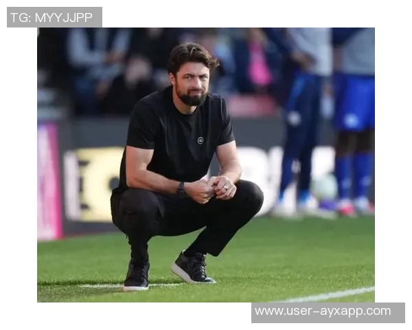 南安普顿主帅斯蒂尔因联赛五轮不胜遭解职球队急需重振士气 南安普顿主帅斯蒂尔因联赛五轮不胜遭解职球队急需重振士气