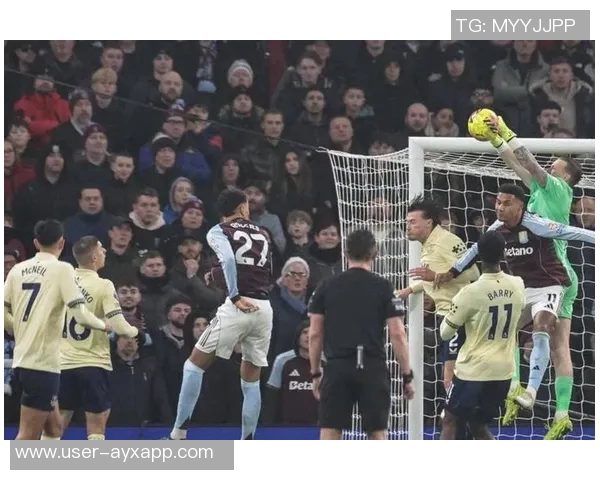 十人巴黎逆转局势埃梅里精准传中助攻门德斯精彩头球破门