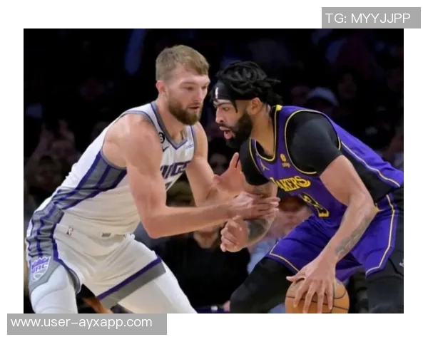 浓眉半场高效表现16分5板3帽完美罚球助力球队争胜